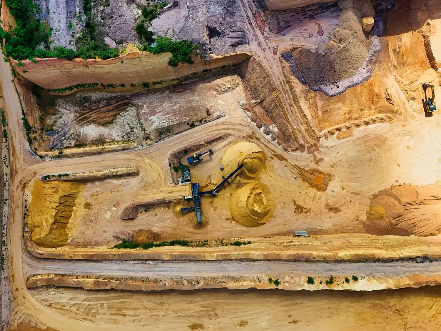Aerial view of the quarry and crushing plant